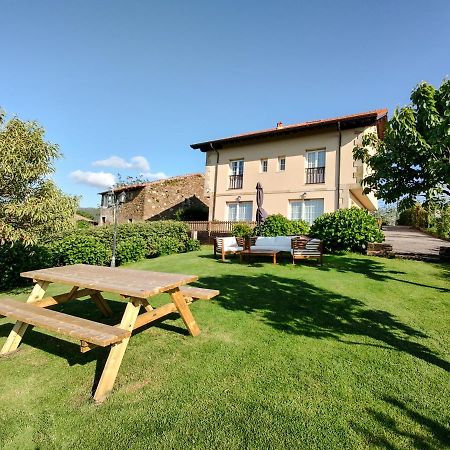 Apartamentos Corona Comillas Esterno foto