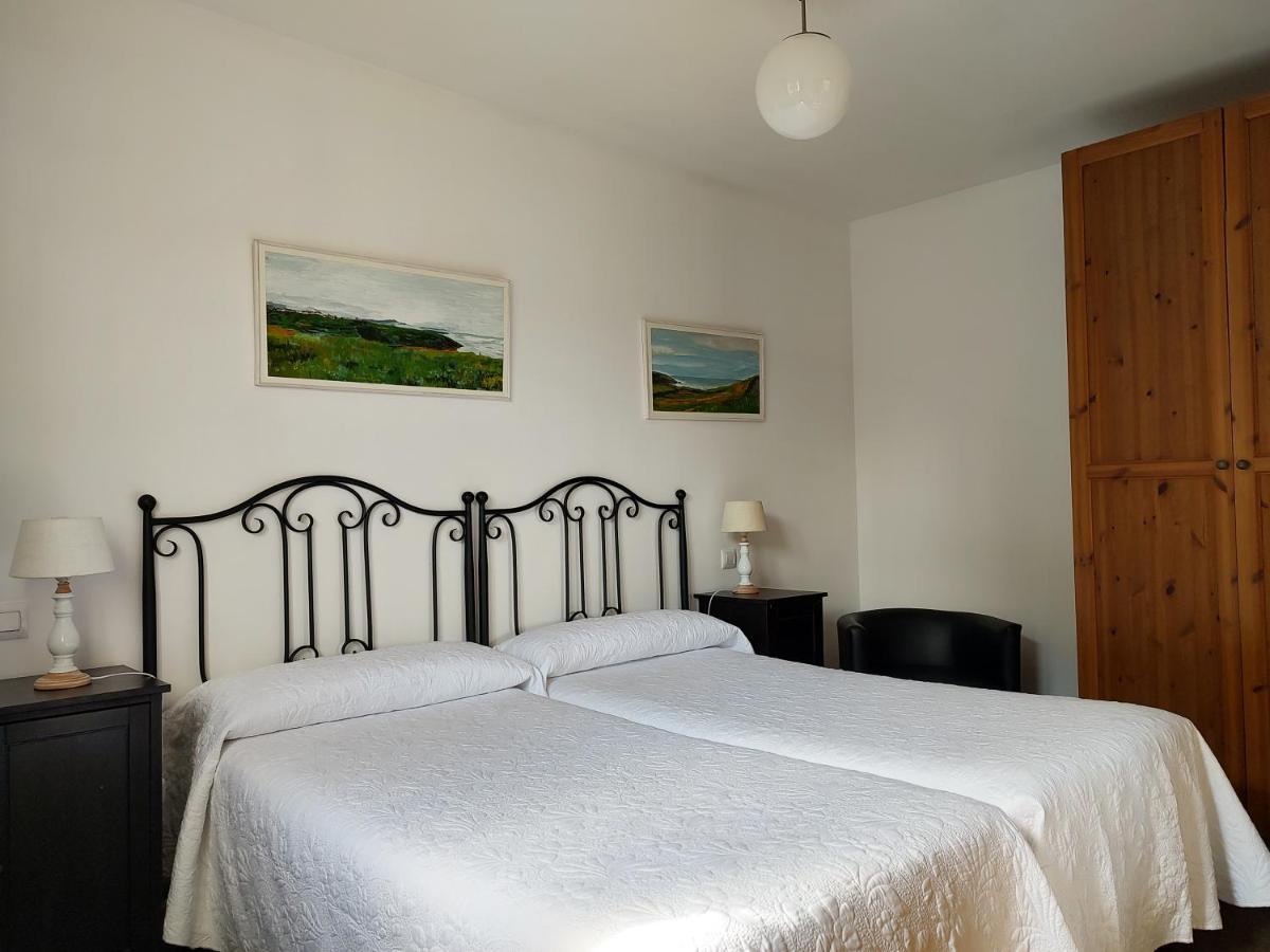 Apartamentos Corona Comillas Esterno foto