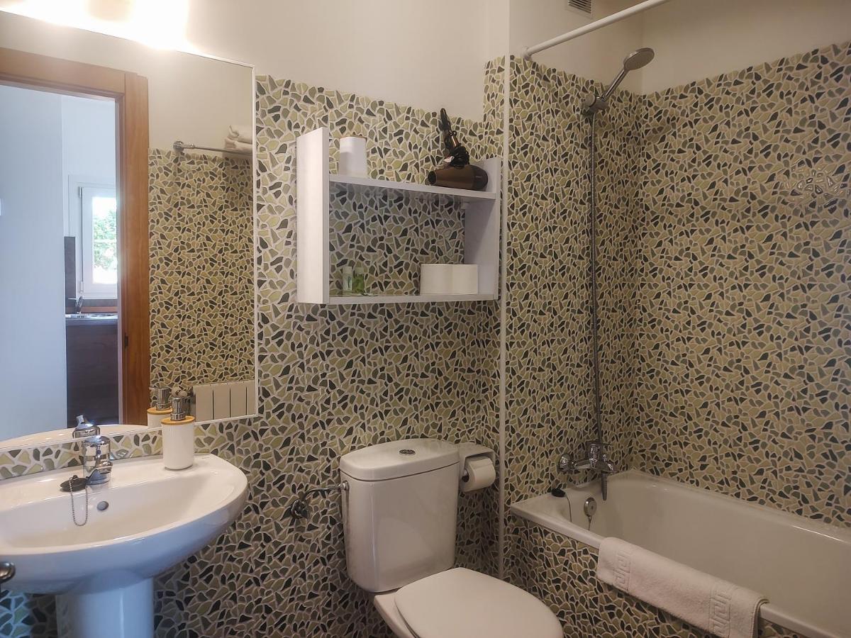 Apartamentos Corona Comillas Esterno foto